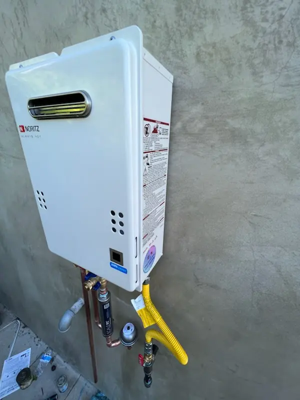 Tankless water heater installation for Midway homes